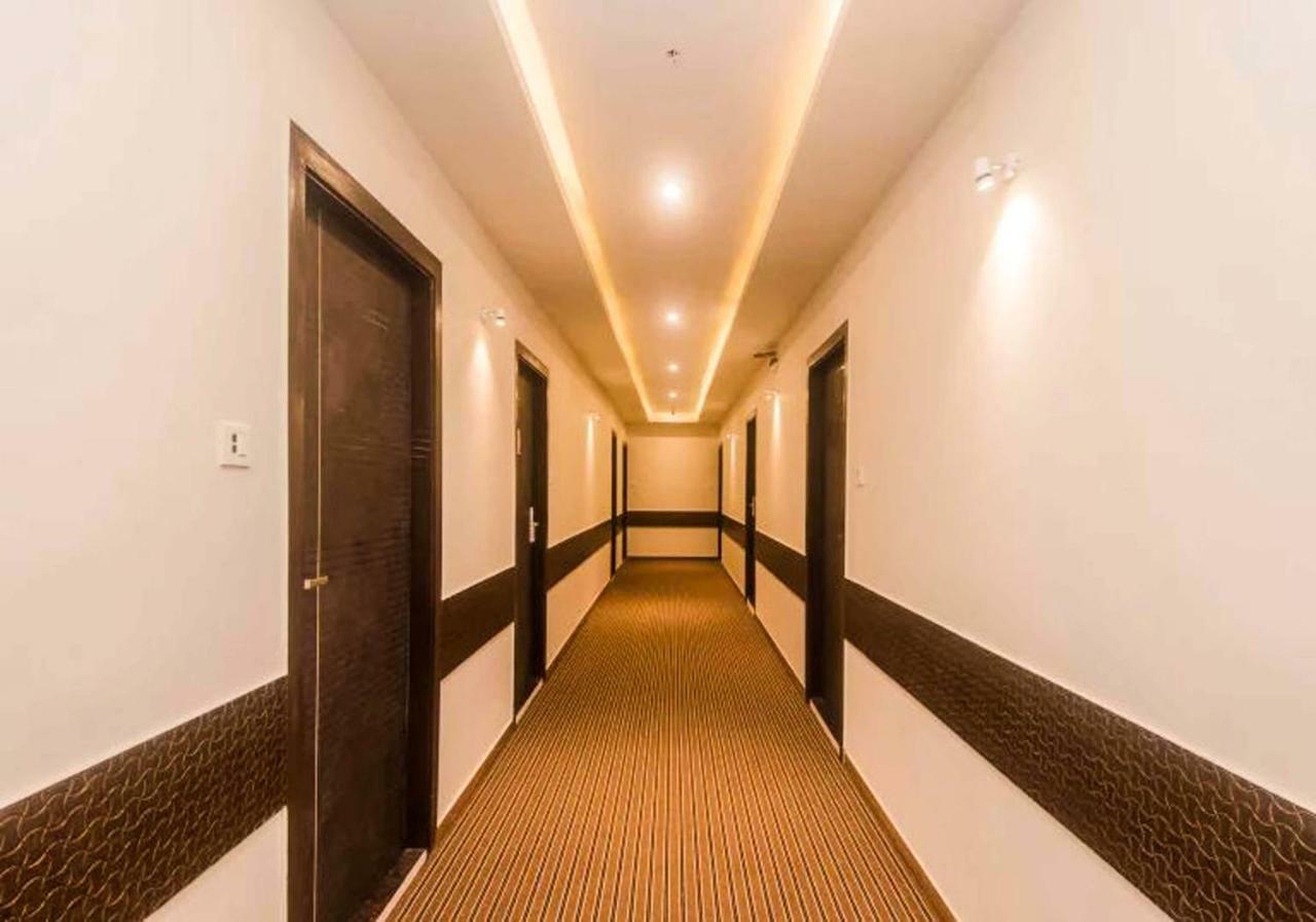 Hotel Bkc Garden - Near Us Embassy Bkc Mumbai Exterior photo